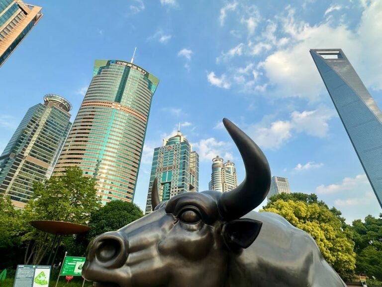 1999’s Bold Bullish Article: Dismissing the Bubbleologists Before It Was Cool